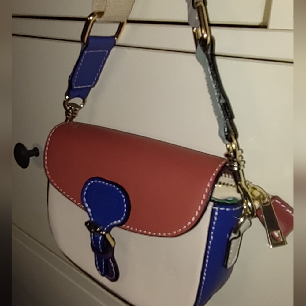 Gorgeous Peruzzi Made In Italy Never Used. Adjustable Shoulder Strap